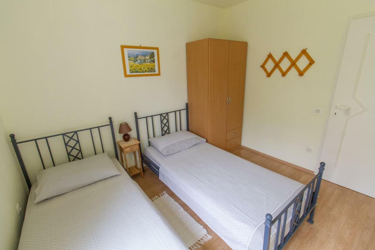 Apartments Ivana Ravni Kültér fotó