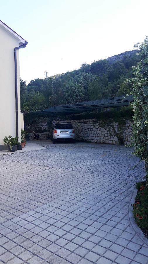 Apartments Ivana Ravni Kültér fotó